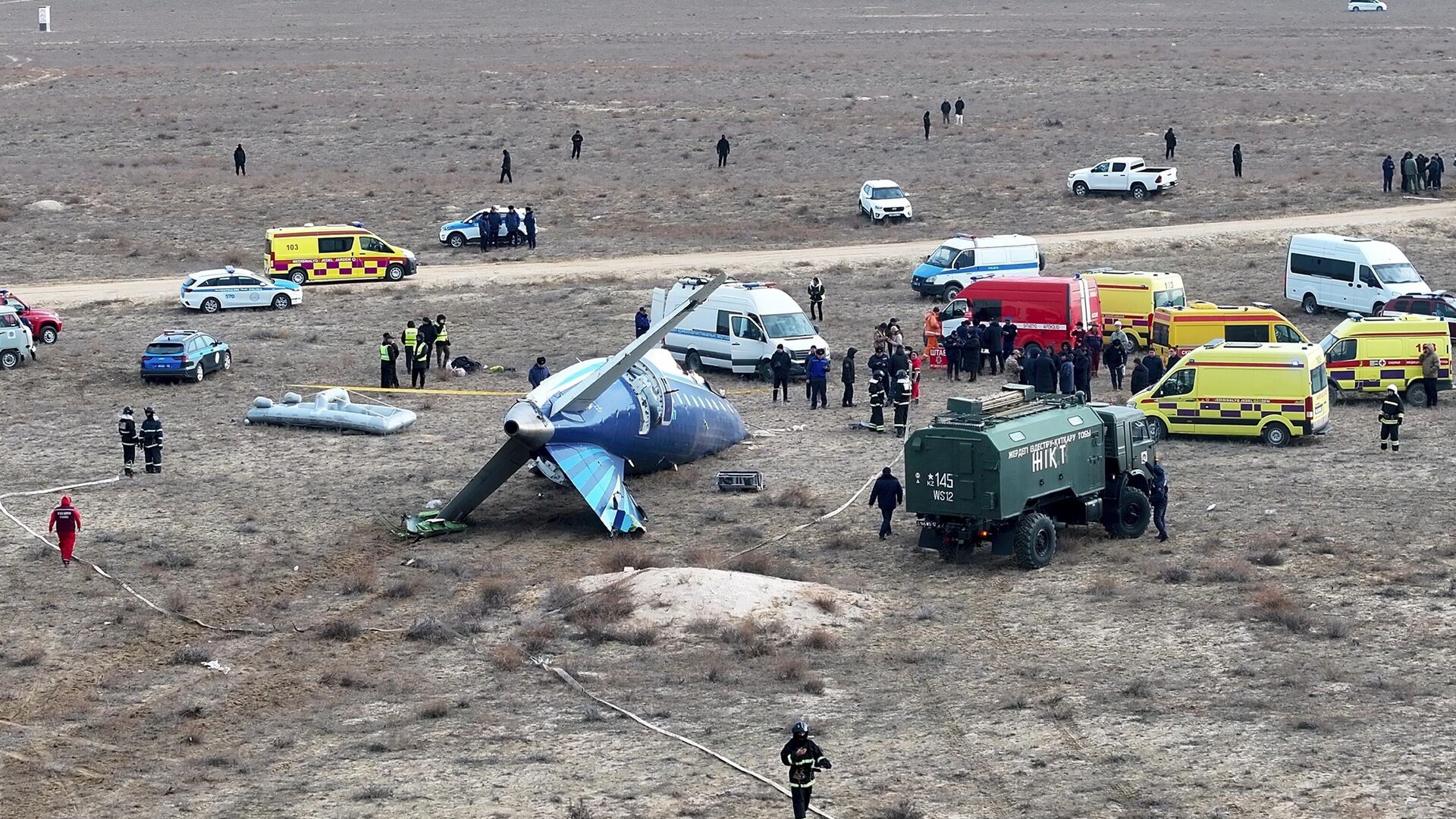 Место крушения самолёта Azerbaijan Airlines в казахстанском Актау - РИА Новости, 1920, 05.02.2025