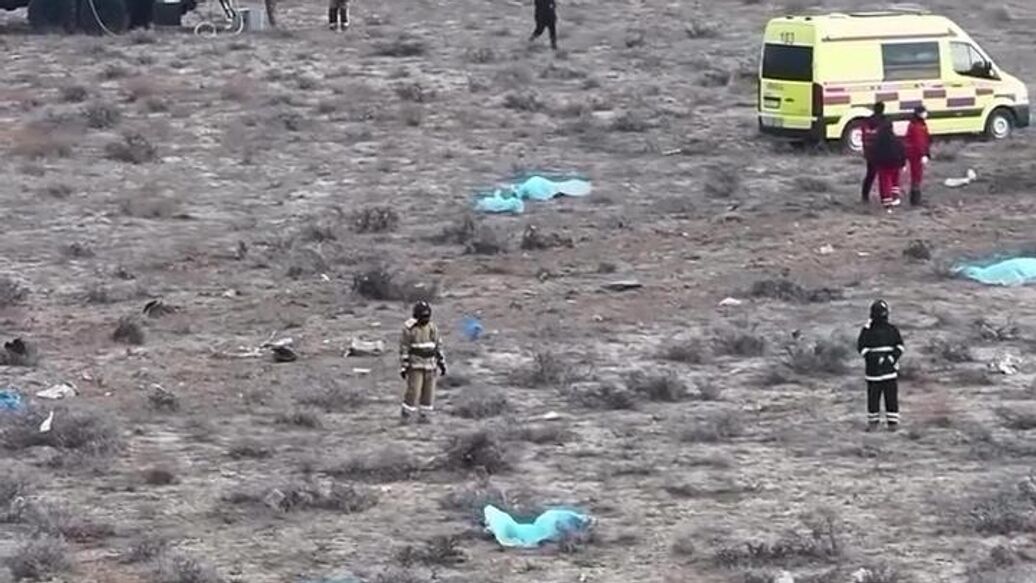 При крушении самолета в Актау погибли 38 человек