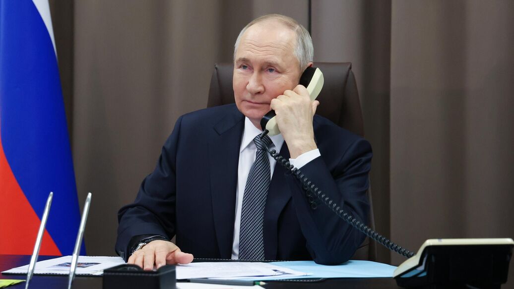 Путин провел телефонный разговор с главой Народного совета Туркмении