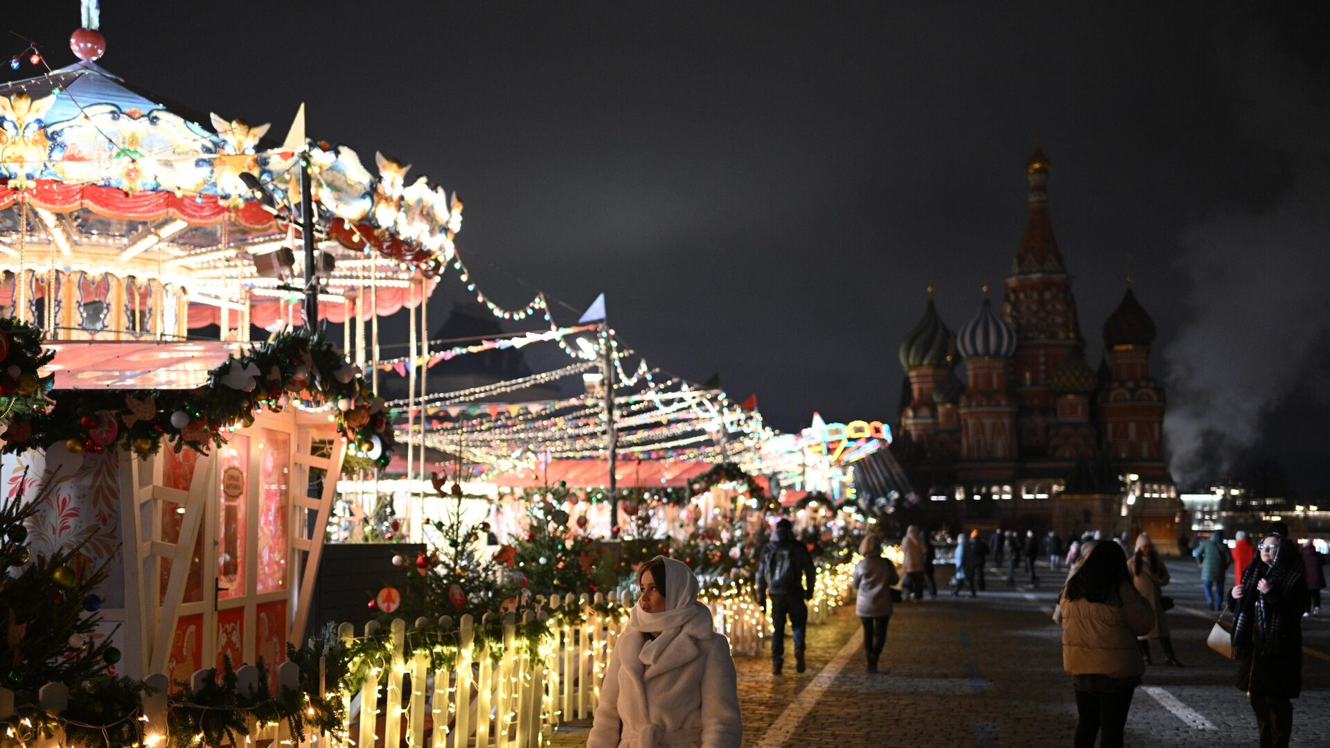 ГУМ-Ярмарка на Красной площади в Москве - РИА Новости, 1920, 30.12.2024