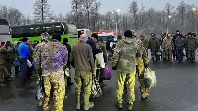 Возвращение российских военнослужащих, находившихся в украинском плену