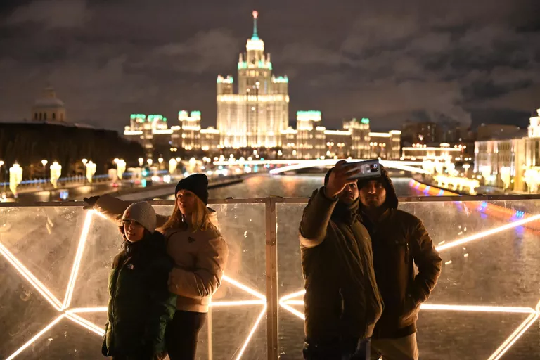 Празднование Нового года в Москве Празднование Нового года в Москве