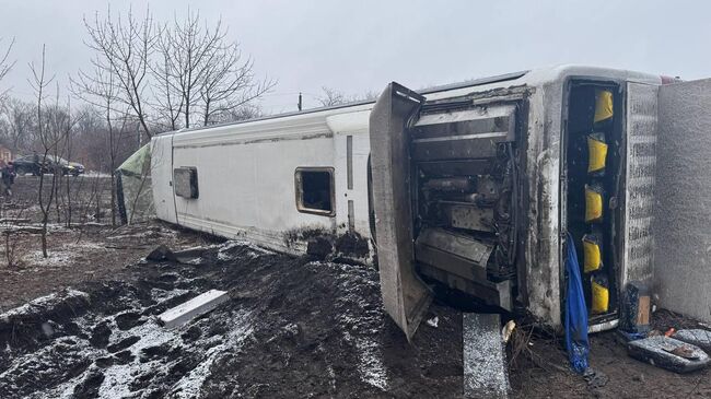 ДТП с участием рейсового автобуса на автодороге Донецк — Харцызск — Амвросиевка в районе Иловайска