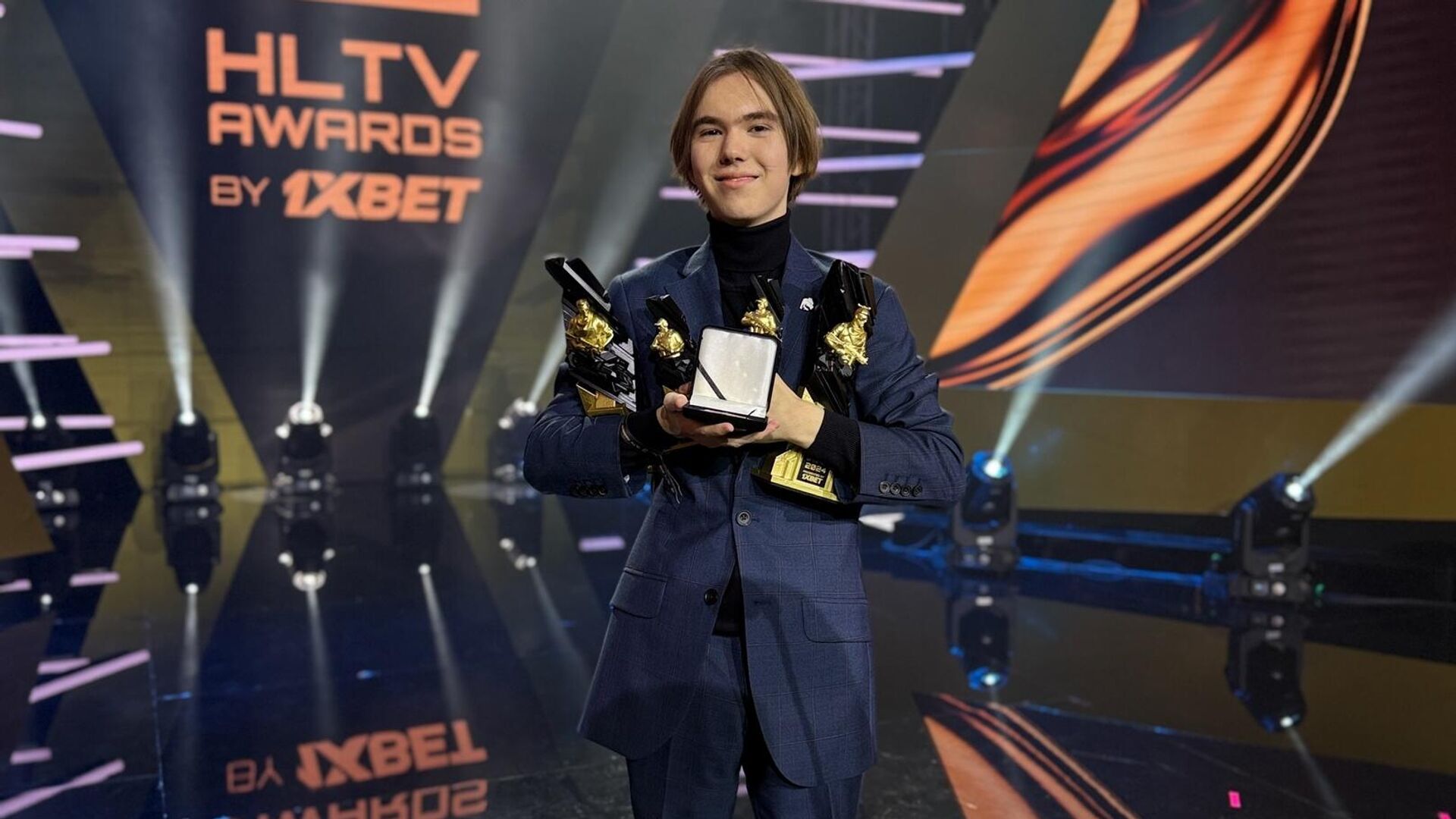 Киберспортсмен Даниил donk Крышковец из команды Team Spirit  - РИА Новости, 1920, 12.01.2025