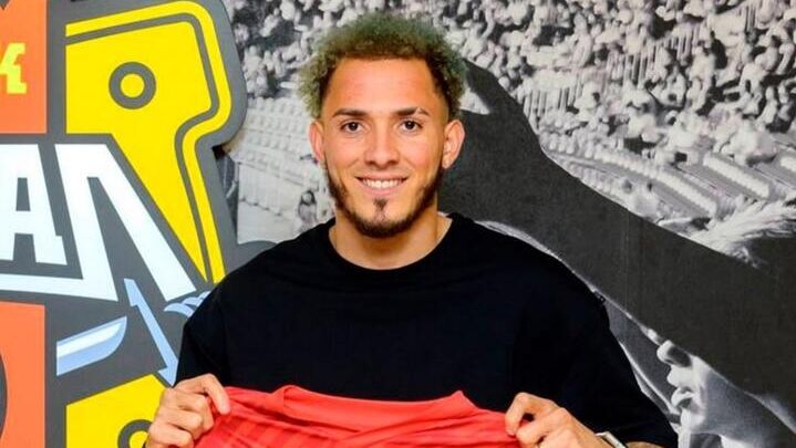 Тульский Арсенал заключил контракт с футболистом сборной Доминиканы Уреньей - РИА Новости, 1920, 12.01.2025