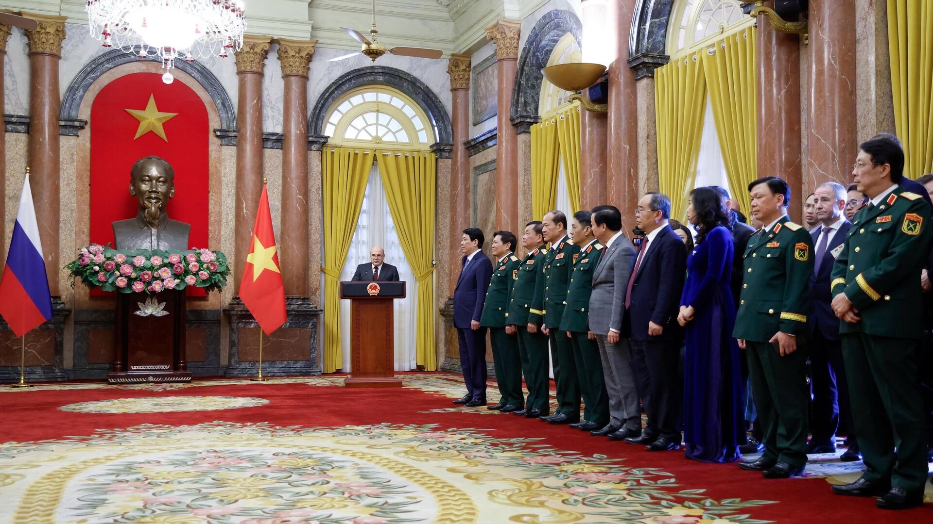 Председатель правительства РФ Михаил Мишустин в Ханое - РИА Новости, 1920, 15.01.2025