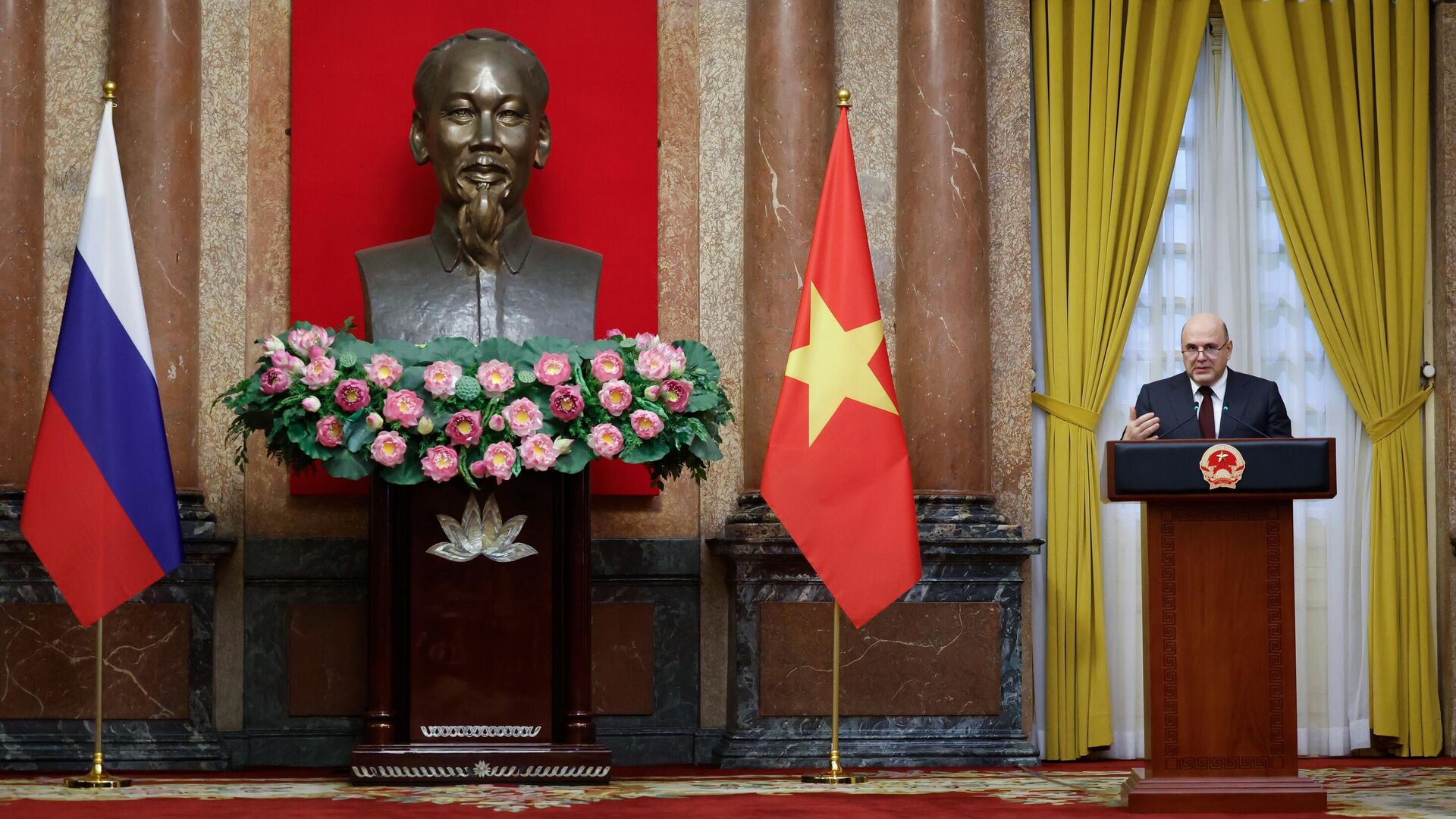 Председатель правительства РФ Михаил Мишустин в Ханое - РИА Новости, 1920, 15.01.2025