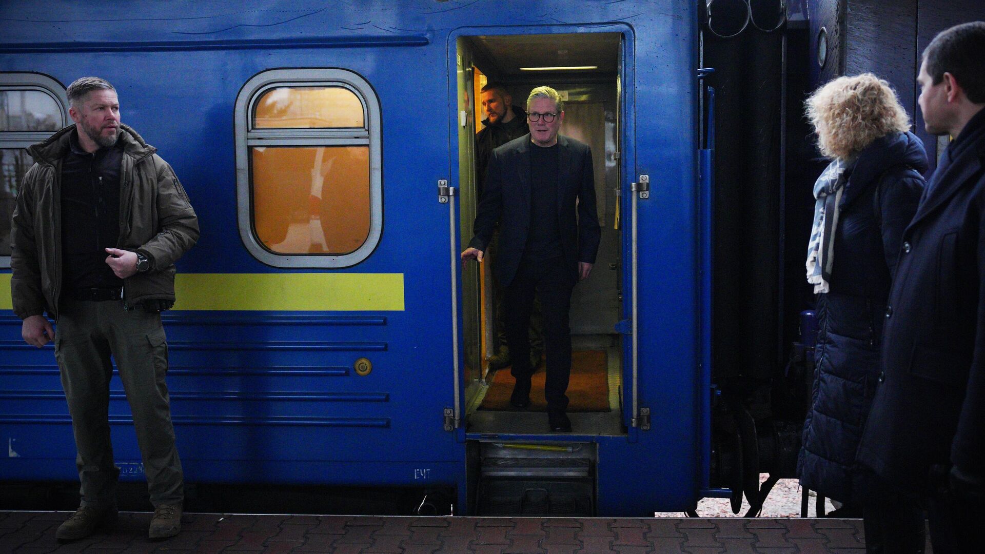 Кир Стармер прибывает в Киев. 16 января 2025 Кир Стармер прибывает в Киев. 16 января 2025 - РИА Новости, 1920, 16.01.2025