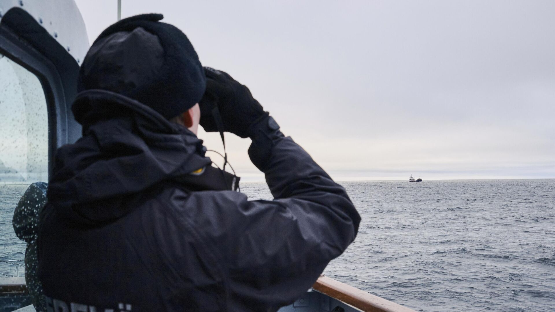 Эстонский военный корабль в Балтийском море