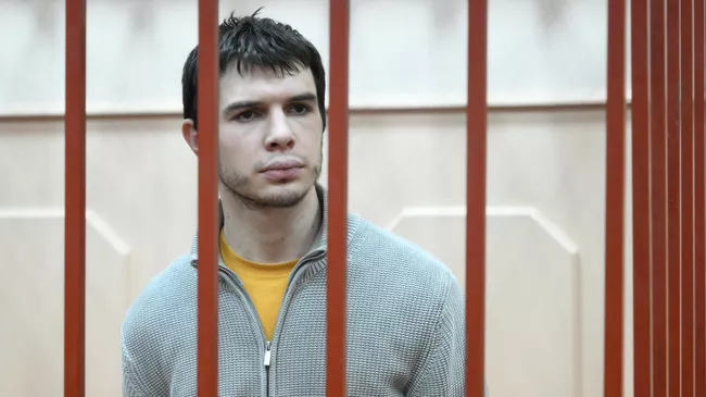 Батухан Точиев, арестованный по делу о теракте против начальника войск радиационной, химической и биологической защиты Вооруженных сил РФ Игоря Кириллова, в Басманном районном суде
