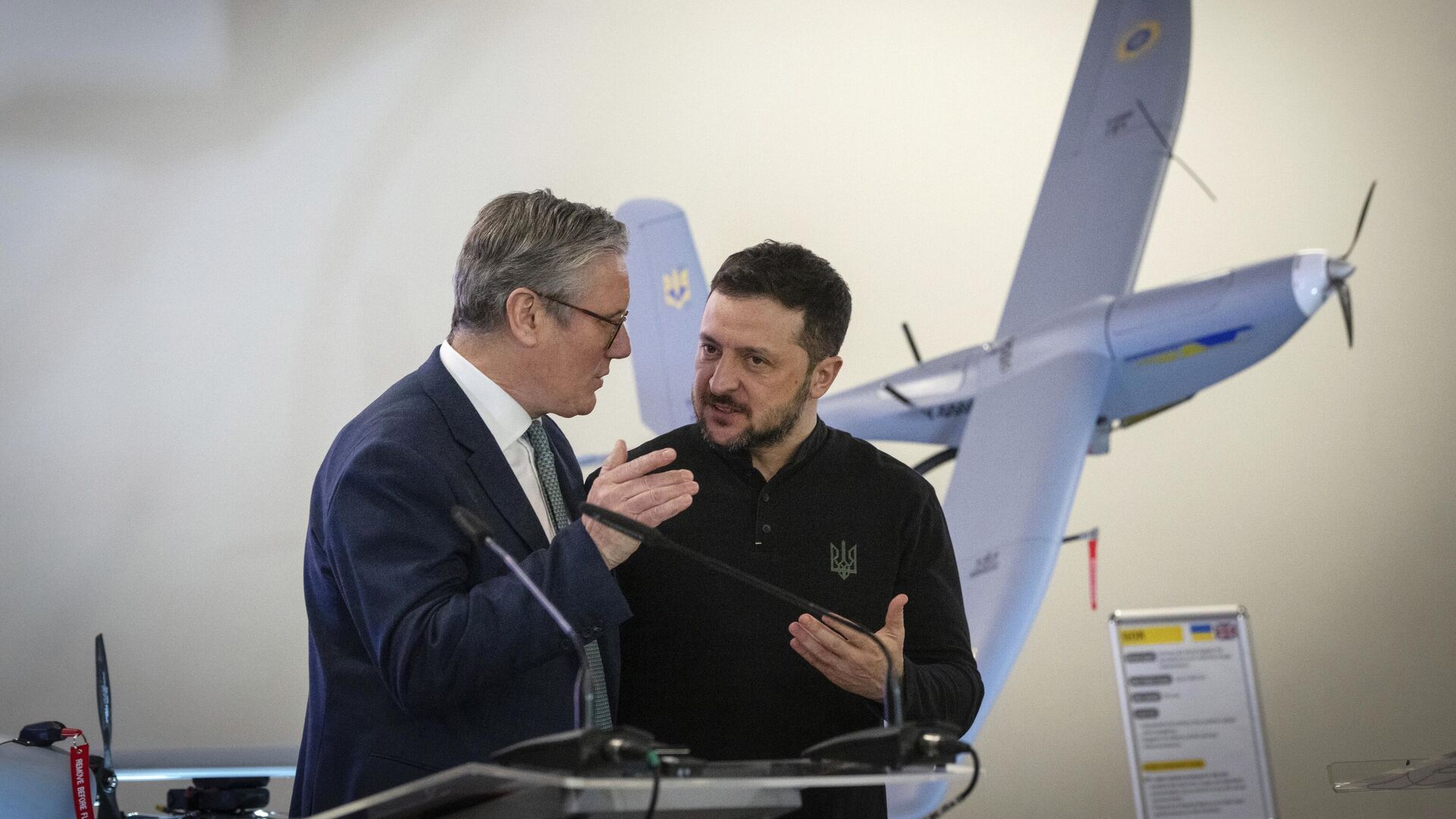 Кир Стармер и Владимир Зеленский во время встречи в Киеве. 16 января 2025 - РИА Новости, 1920, 16.01.2025