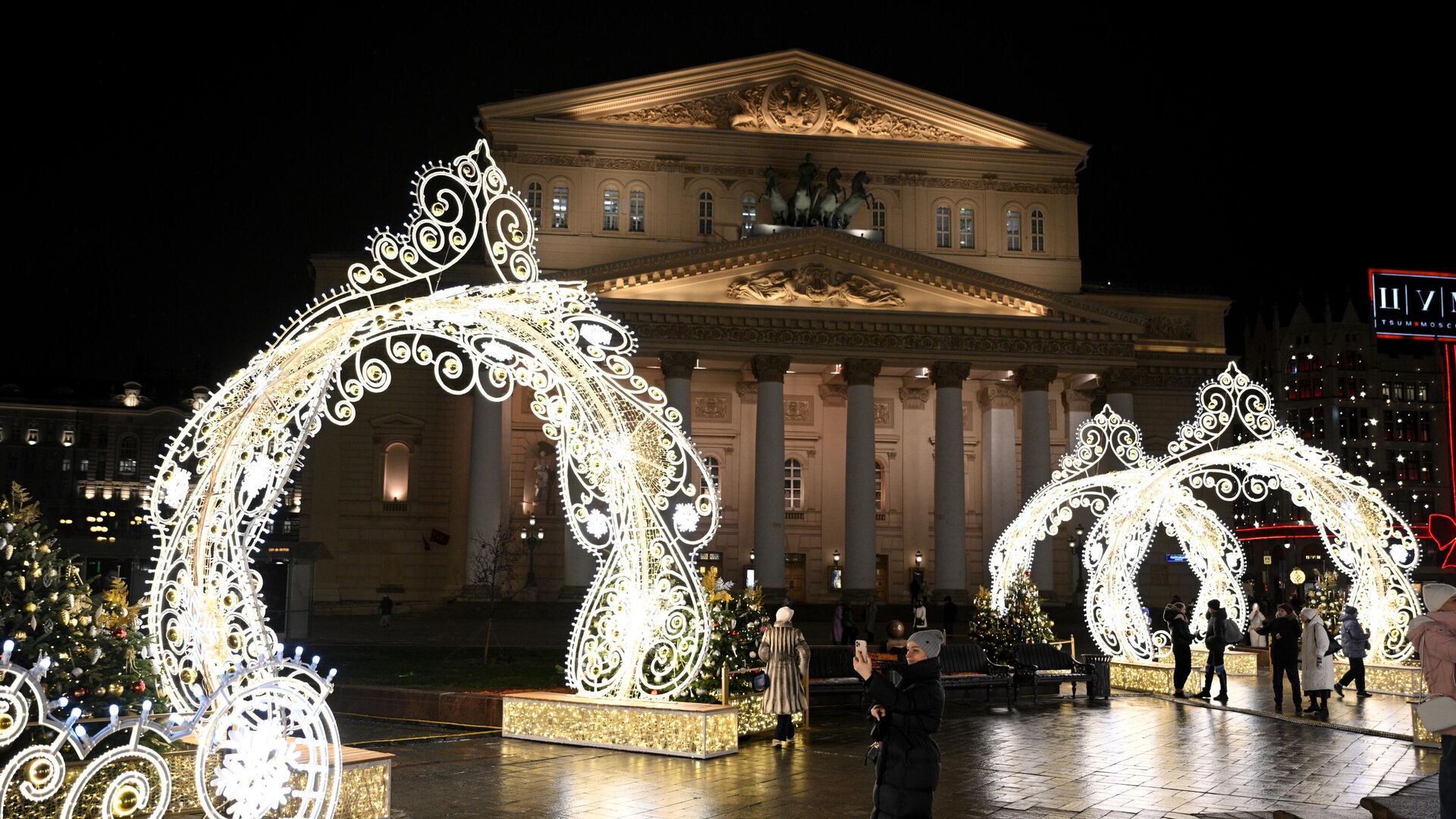 Билеты на первый блок спектаклей балета "Щелкунчик" распроданы на сайте Большого