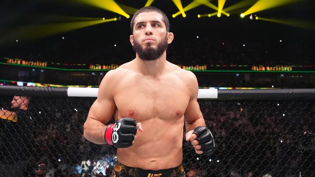 Ислам Махачев