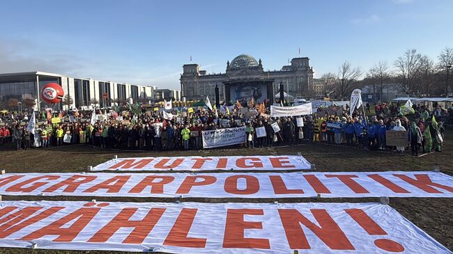 Фермеры протестуют против сельскохозяйственной политики правительства в Берлине, Германия. 18 января 2025