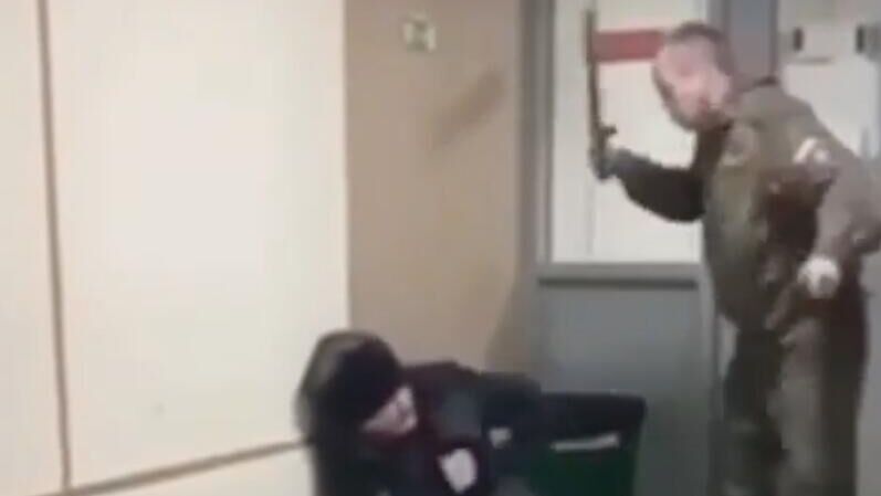 Избиение контрактников в одной из военных частей в Туве - РИА Новости, 1920, 20.01.2025