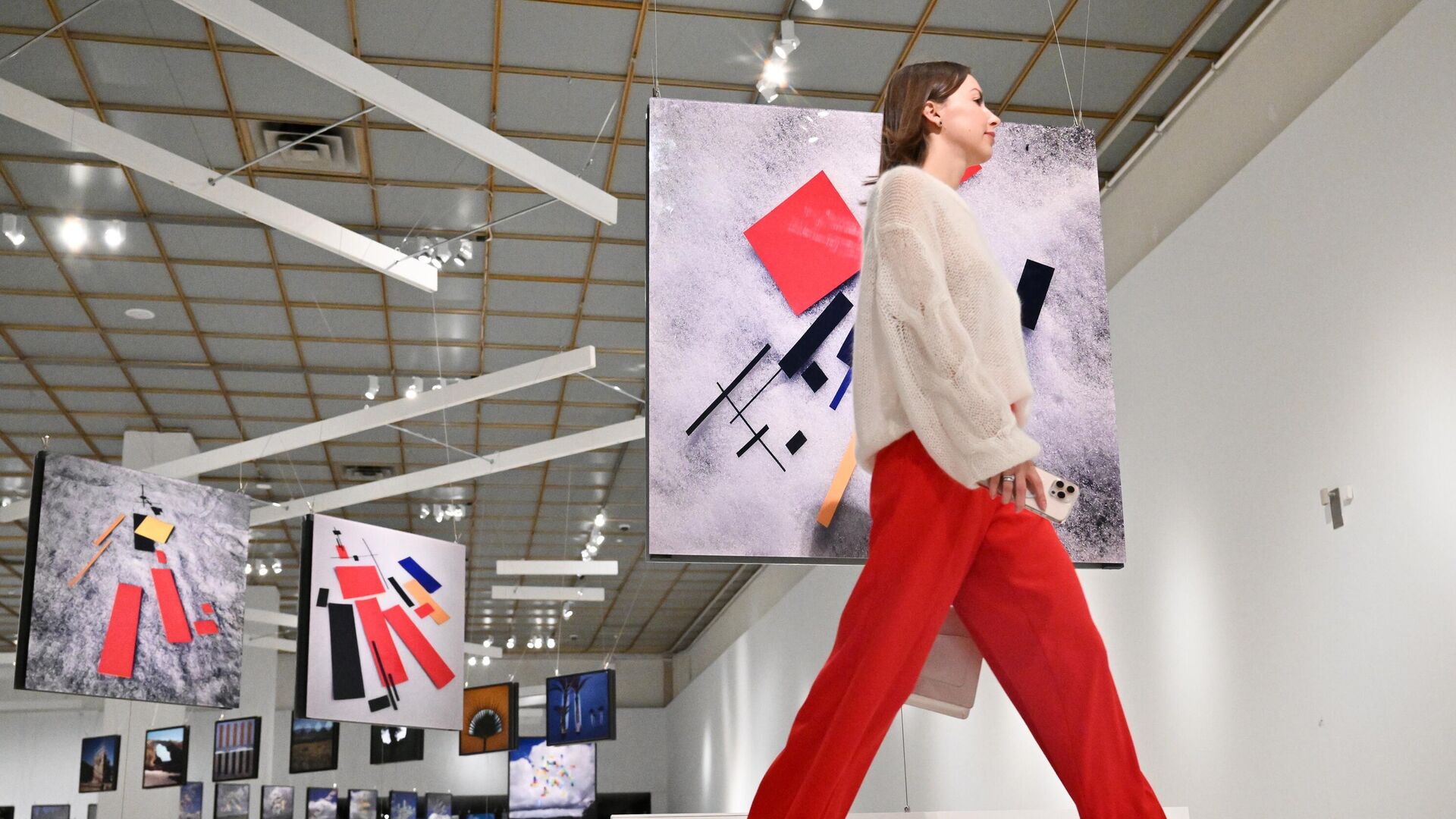 Выставка Франциско Инфанте. Метафоры бесконечности Выставка Франциско Инфанте. Метафоры бесконечности - РИА Новости, 1920, 20.01.2025