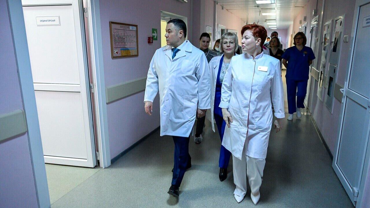 Губернатор Тверской области Игорь Руденя проверил работу родильного дома и перинатального центра Верхневолжья - РИА Новости, 1920, 21.01.2025