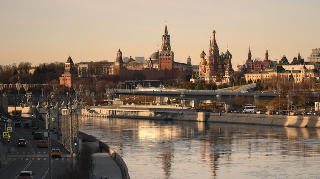 Вид на Московский Кремль