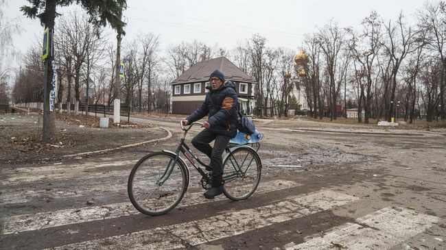 Мужчина на улице Красноармейска