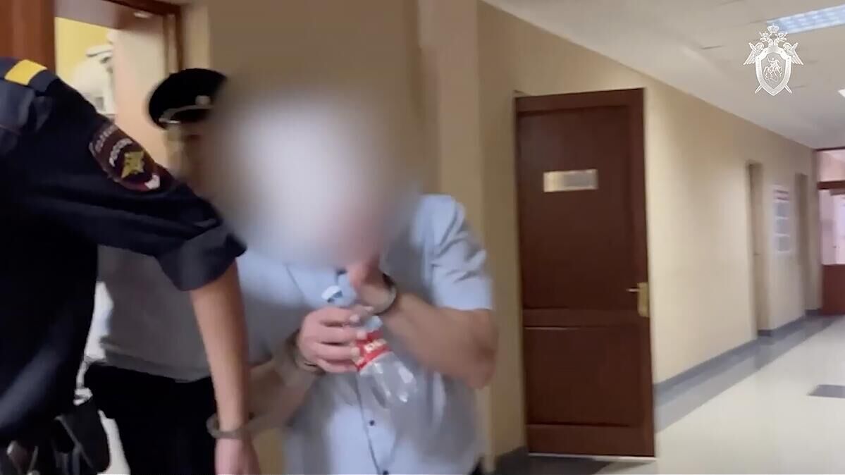 Бывший начальник отдела полиции № 3 Управления МВД России по городу Ставрополю и его подельник осуждены за взятку в особо крупном размере Бывший начальник отдела полиции № 3 Управления МВД России по городу Ставрополю и его подельник осуждены за взятку в особо крупном размере - РИА Новости, 1920, 23.01.2025