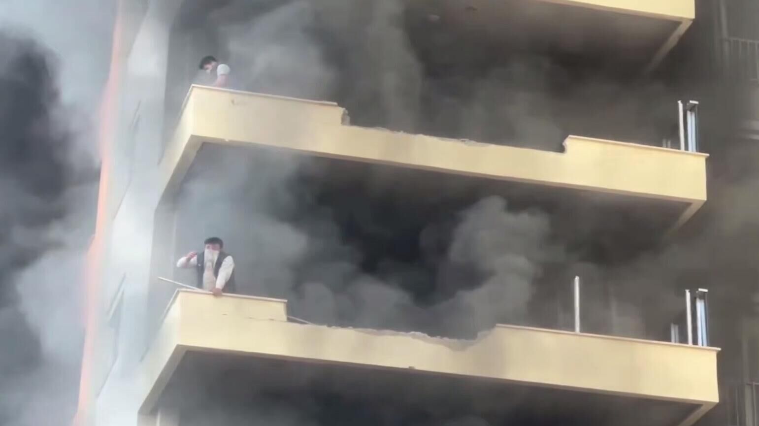 Пожар в многоэтажном здании в турецкой провинции Аланья - РИА Новости, 1920, 27.01.2025