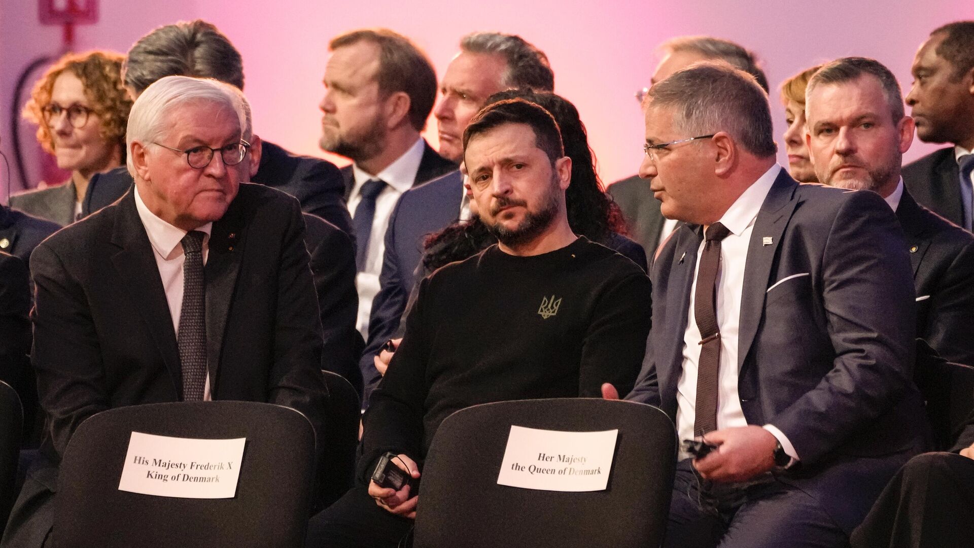 Федеральный президент Германии Франк-Вальтер Штайнмайер и Владимир Зеленский на мероприятии в честь 80-й годовщины освобождения нацистского лагеря Освенцим (Аушвиц). 27 января 2025 - РИА Новости, 1920, 28.01.2025