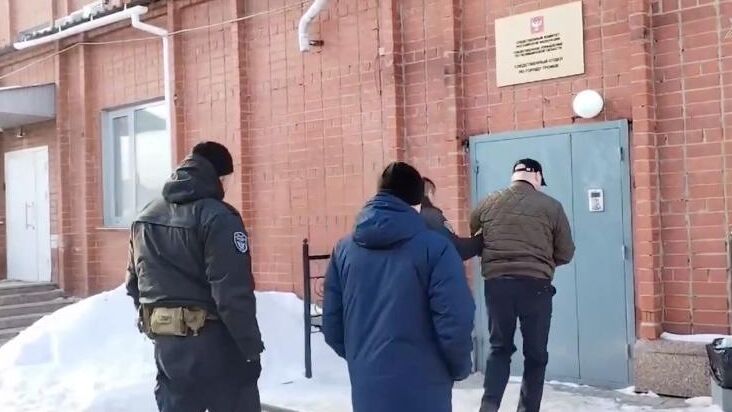 Задержание депутата собрания депутатов Троицка в Челябинской области по подозрению в получении взятки - РИА Новости, 1920, 28.01.2025