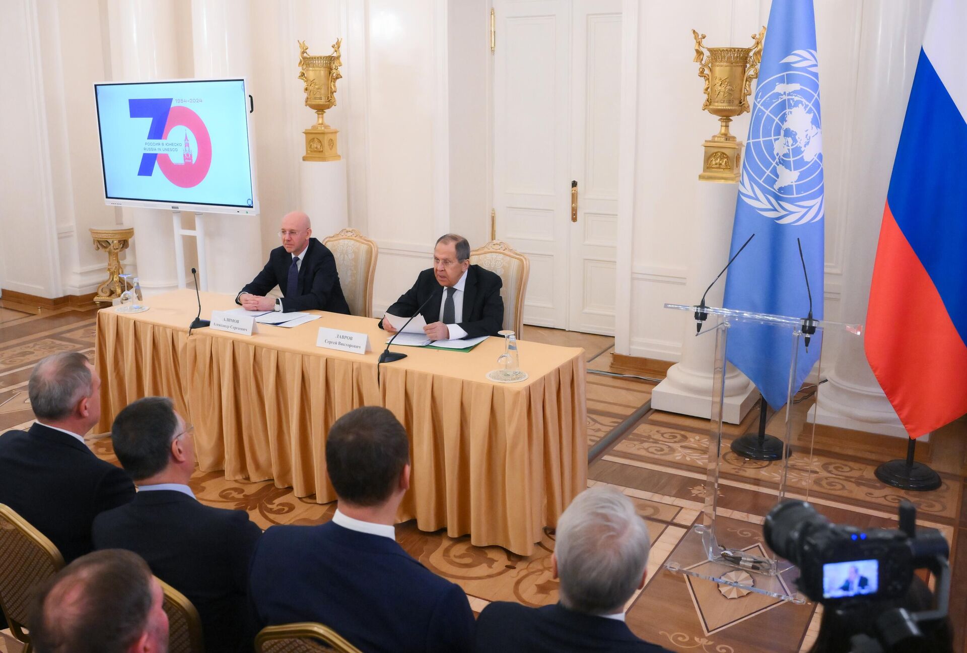Глава МИД РФ Сергей Лавров выступает на собрании комиссии по делам ЮНЕСКО Глава МИД РФ Сергей Лавров выступает на собрании комиссии по делам ЮНЕСКО - РИА Новости, 1920, 21.08.2025