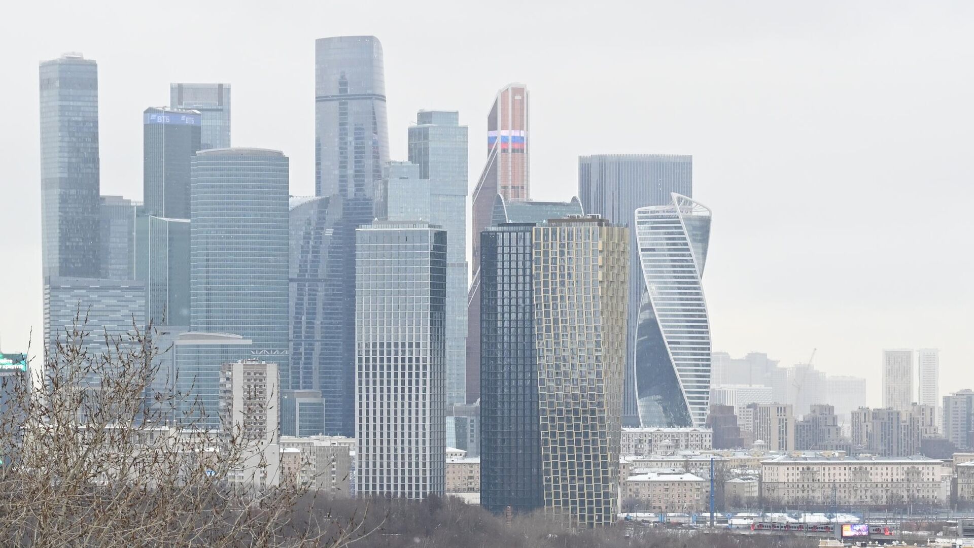Смотровая площадка на Воробьевых горах в Москве - РИА Новости, 1920, 29.01.2025