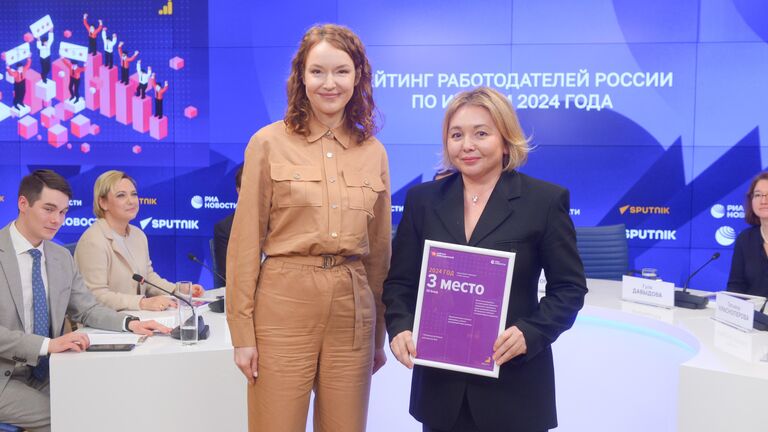 3 место: Татьяна Красноперова, советник генерального директора Х5 Group, член внутренних советов директоров. До 1 января 2025 - директор по трансформации и работе с персоналом Х5 Group