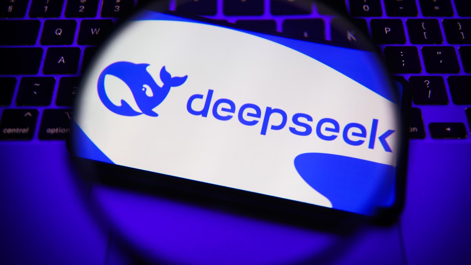 Приложение DeepSeek - РИА Новости, 1920, 31.01.2025