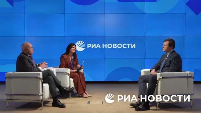 О градостроительной политике в Москве, программе реновации и общении с инвесторами. Интервью с Владимиром Ефимовым