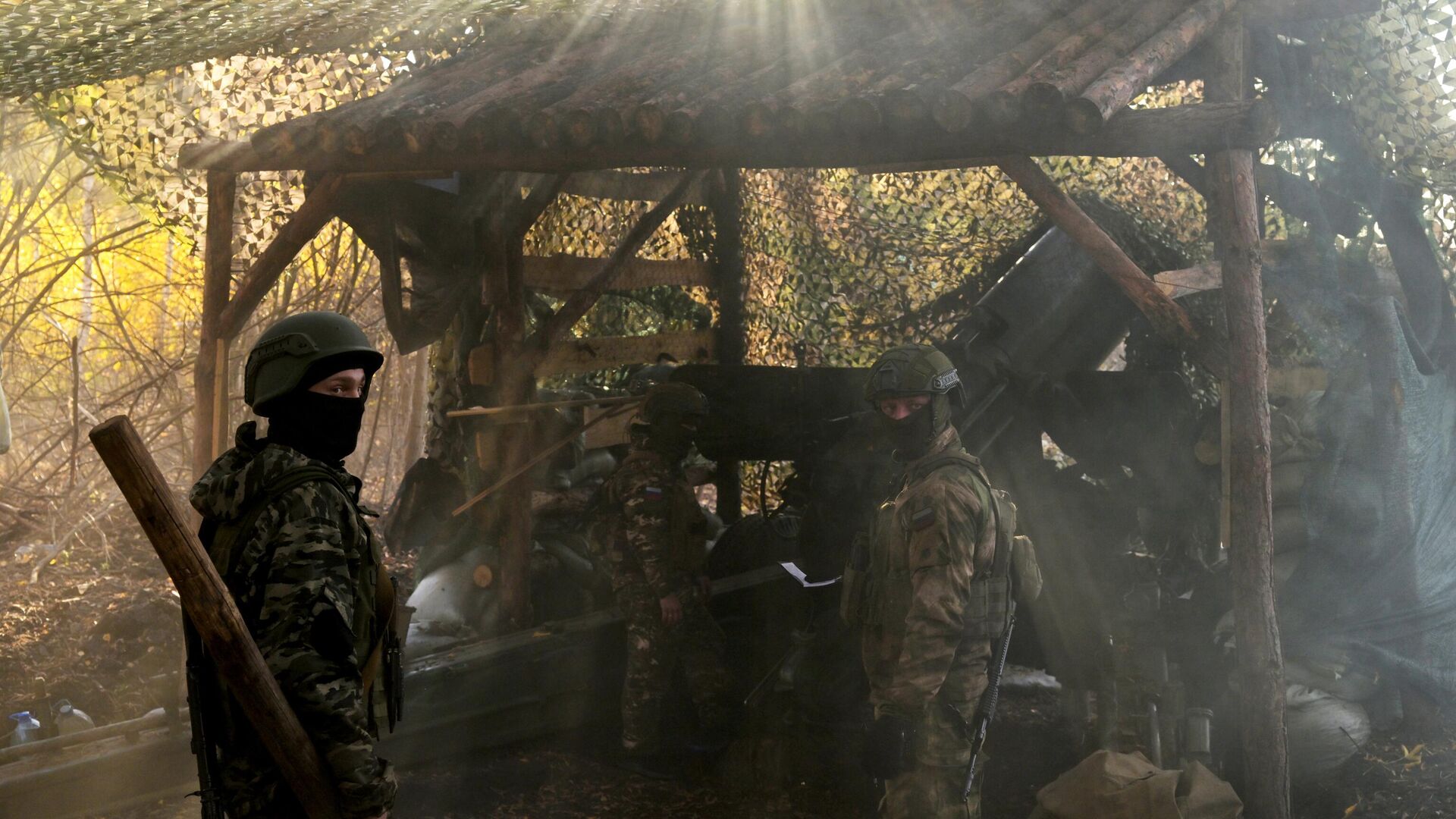 Боевая работа расчета орудия Гиацинт-Б - РИА Новости, 1920, 05.03.2025