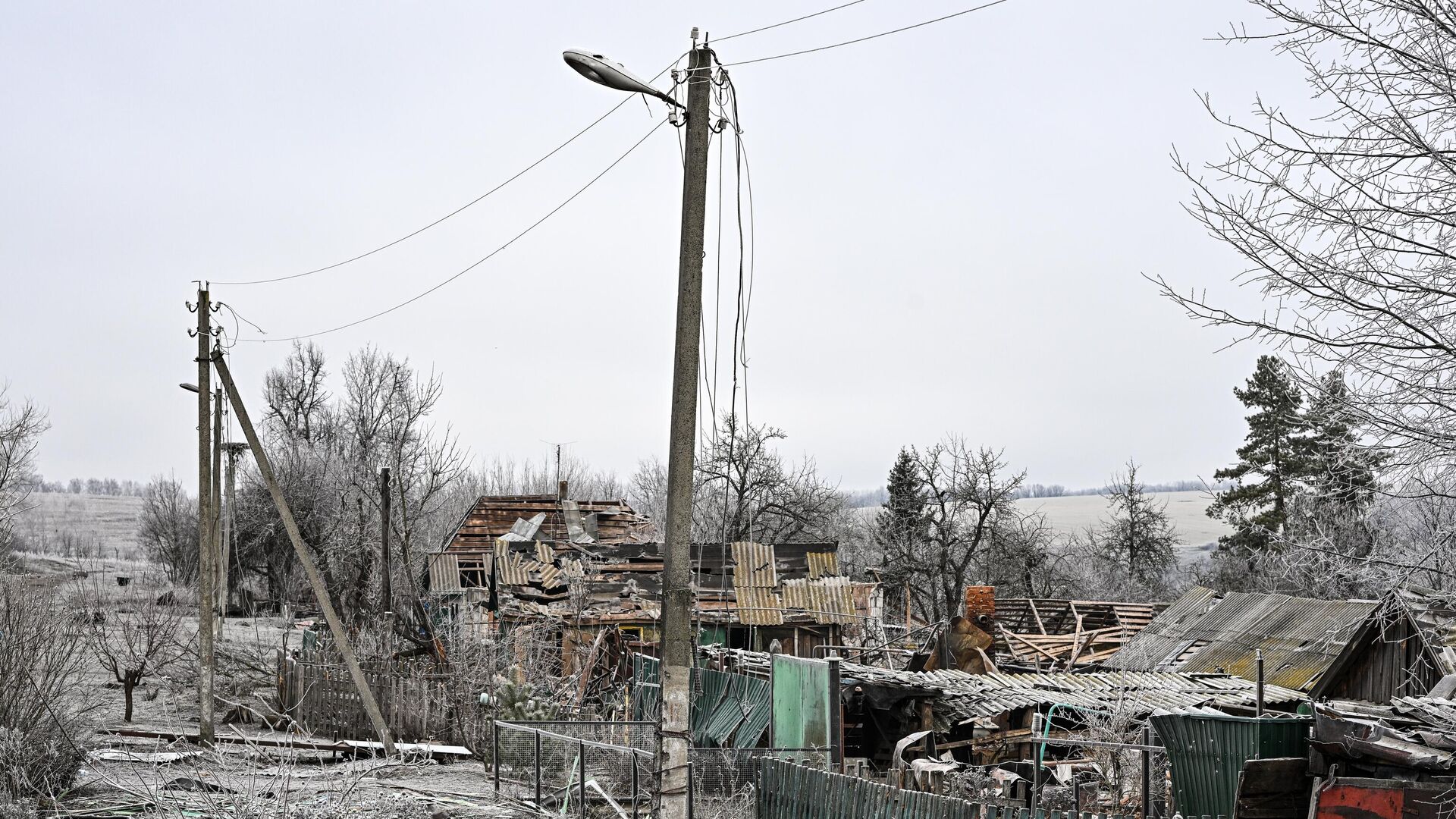 Разрушенные дома в Курской области - РИА Новости, 1920, 10.03.2025