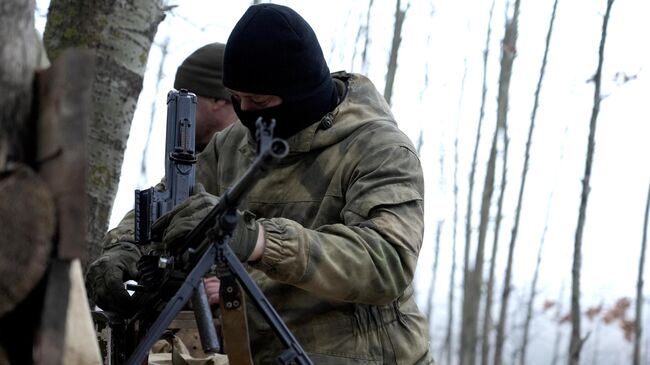 Между боевыми выходами бойцы приморского отряда Тигр тренируются Между боевыми выходами бойцы приморского отряда Тигр тренируются