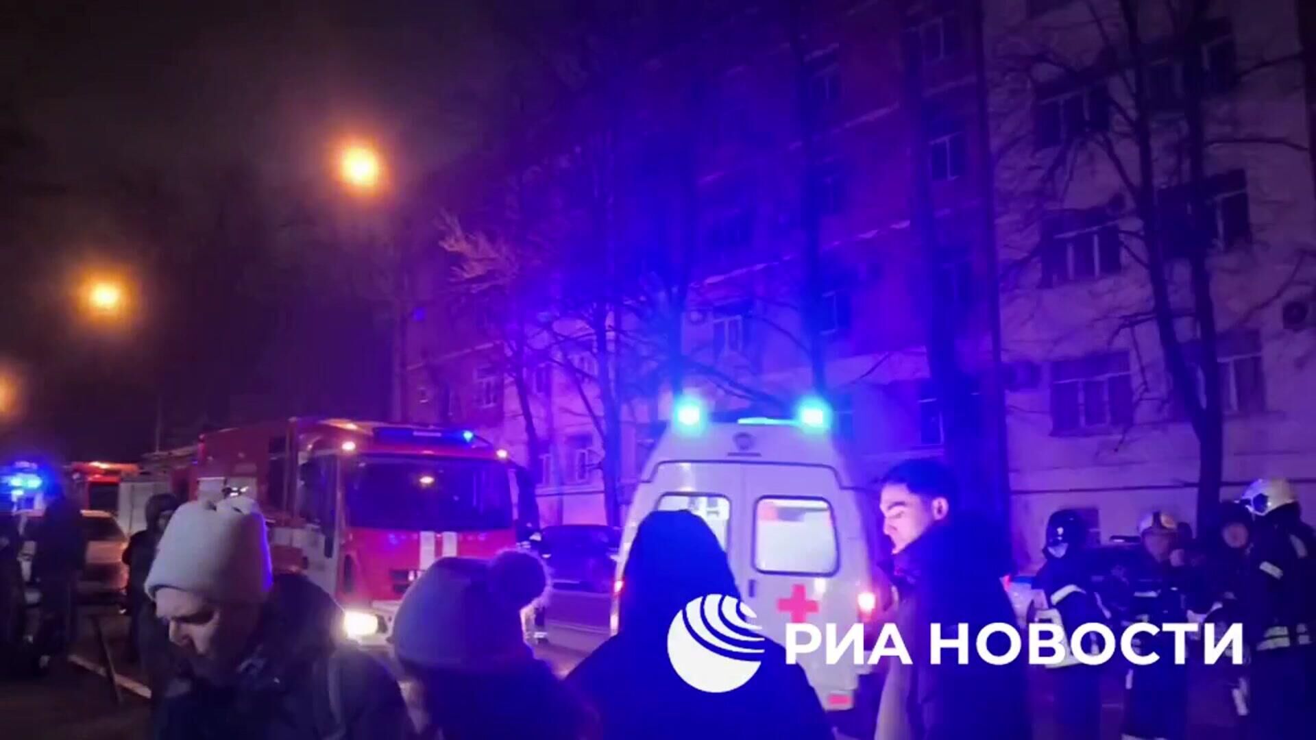 В помещениях здания на востоке Москвы, где произошел пожар, людей не осталось - РИА Новости, 1920, 08.02.2025