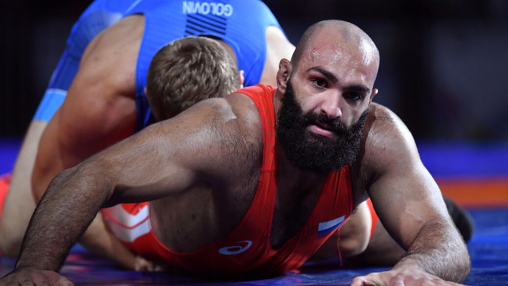Россиянин завоевал серебро чемпионата мира по борьбе