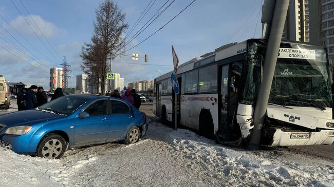 ДТП с участием автобуса в Центральном районе Красноярска