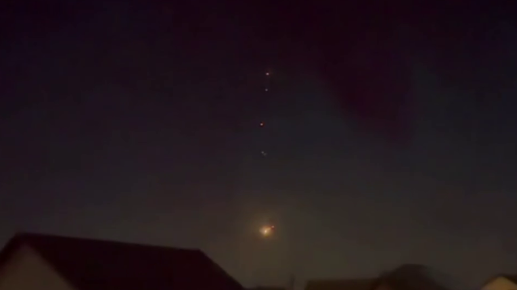 В Белоруссии зафиксировали падение неизвестного горящего объекта