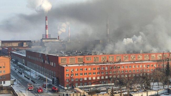 Пожар на автозаводе Урал в городе Миасс Челябинской области