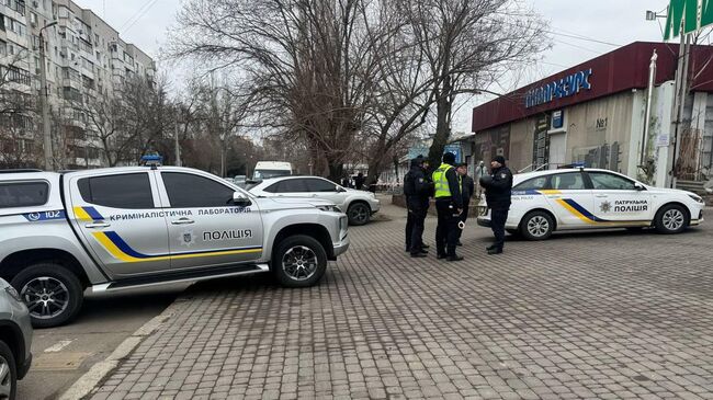 Место взрыва у кафе в Николаеве