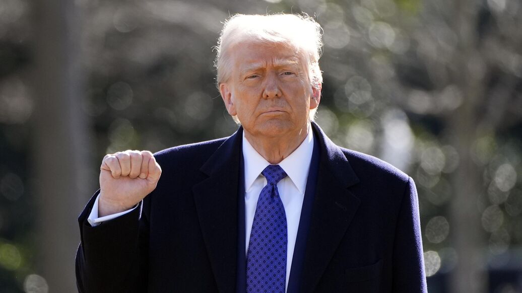 Трамп допустил, что Сорос и Хоффман могут иметь проблемы с законом