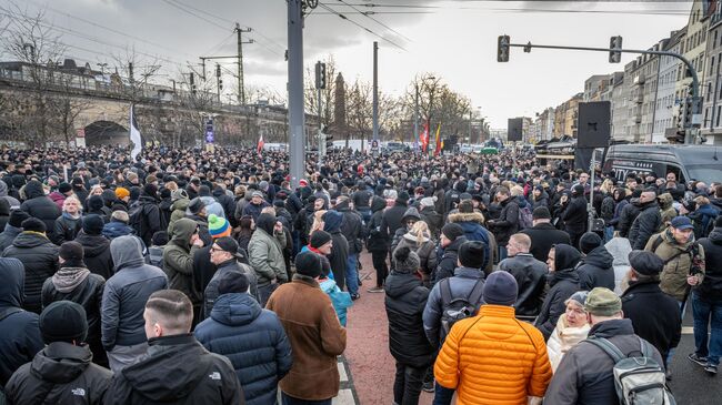 Шествие правых радикалов, приуроченное к годовщине бомбардировок Дрездена союзными силами США и Великобритании в 1945-м году, в Дрездене. 15 февраля 2025