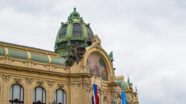 Здание Муниципального дома в центре Праги