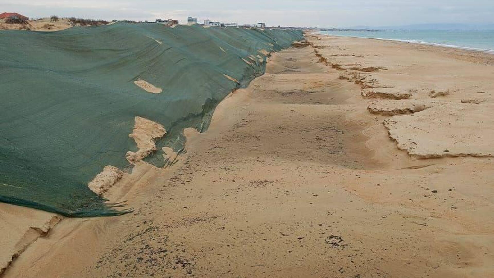 Как сейчас выглядит черное море в мазуте