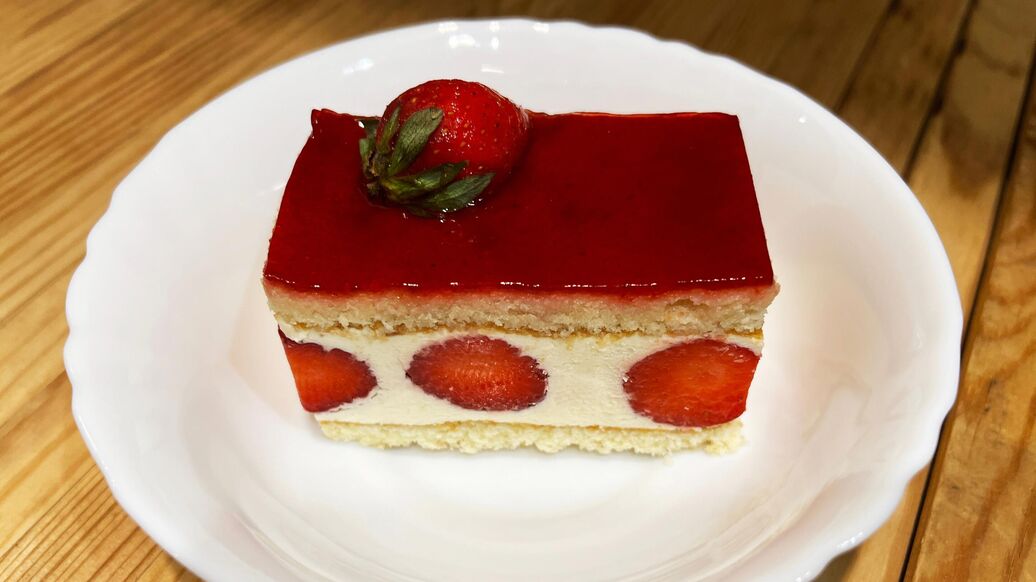 Врач назвала причины тяги к сладкому