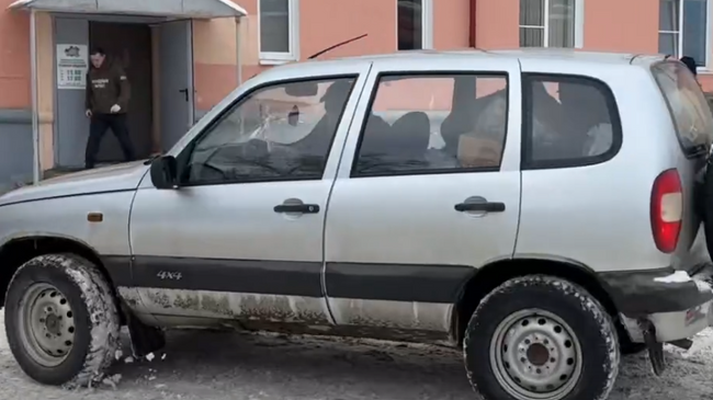 Новгородцы доставят бойцам СВО Chevrolet Niva и более тонны гумпомощи