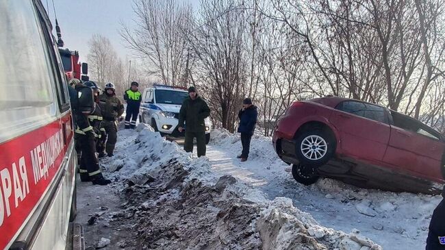 Пьяный водитель вылетел на тротуар в Анжеро-Судженске Кемеровской области