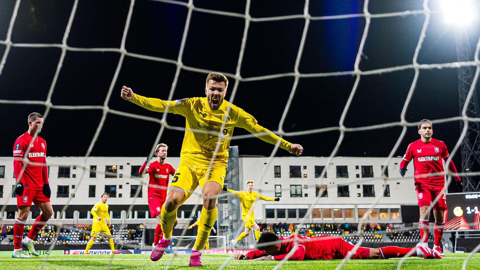 Эпизод матча Буде-Глимт в Лиги Европы УЕФА Эпизод матча Буде-Глимт в Лиги Европы УЕФА - РИА Новости, 1920, 20.02.2025