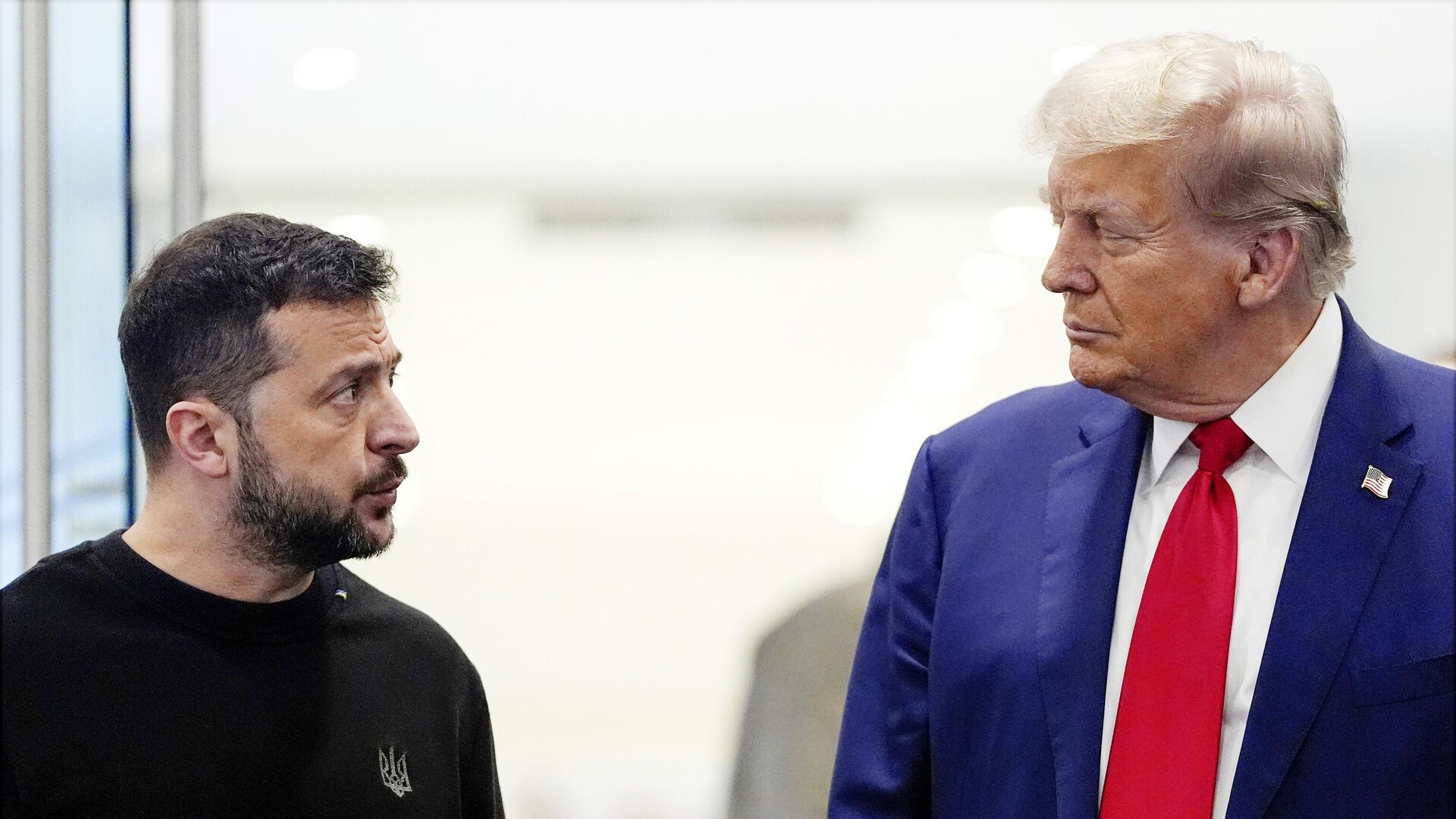 Зеленский хочет встретиться с Трампом раньше Путина, пишут СМИ